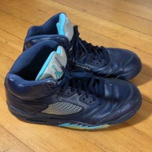 Jordan 5 hornets